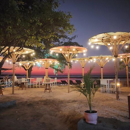 Playa Bonita Hotel & Beach Club Gili Islands Exterior photo