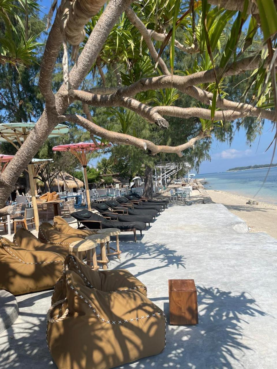 Playa Bonita Hotel & Beach Club Gili Islands Exterior photo