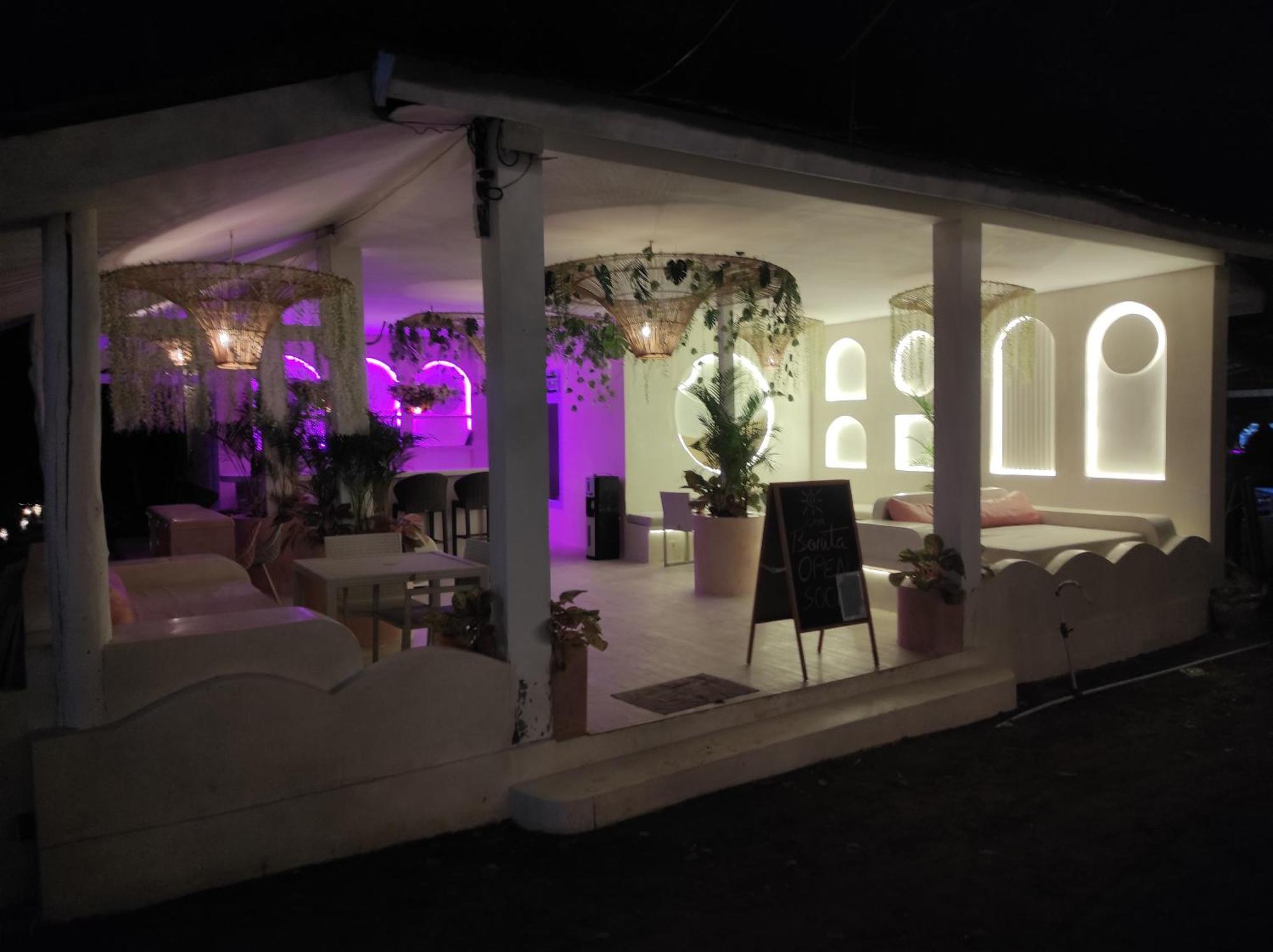 Playa Bonita Hotel & Beach Club Gili Islands Exterior photo