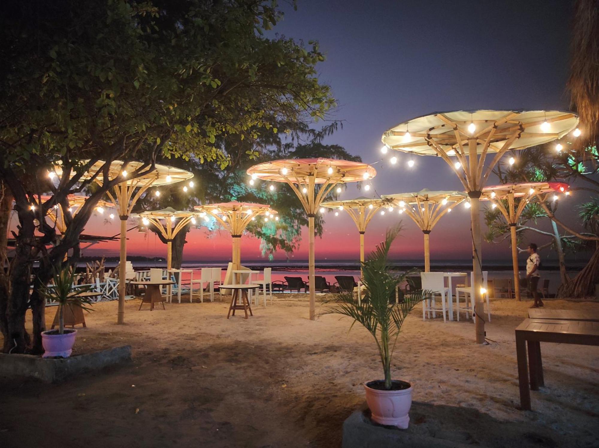 Playa Bonita Hotel & Beach Club Gili Islands Exterior photo