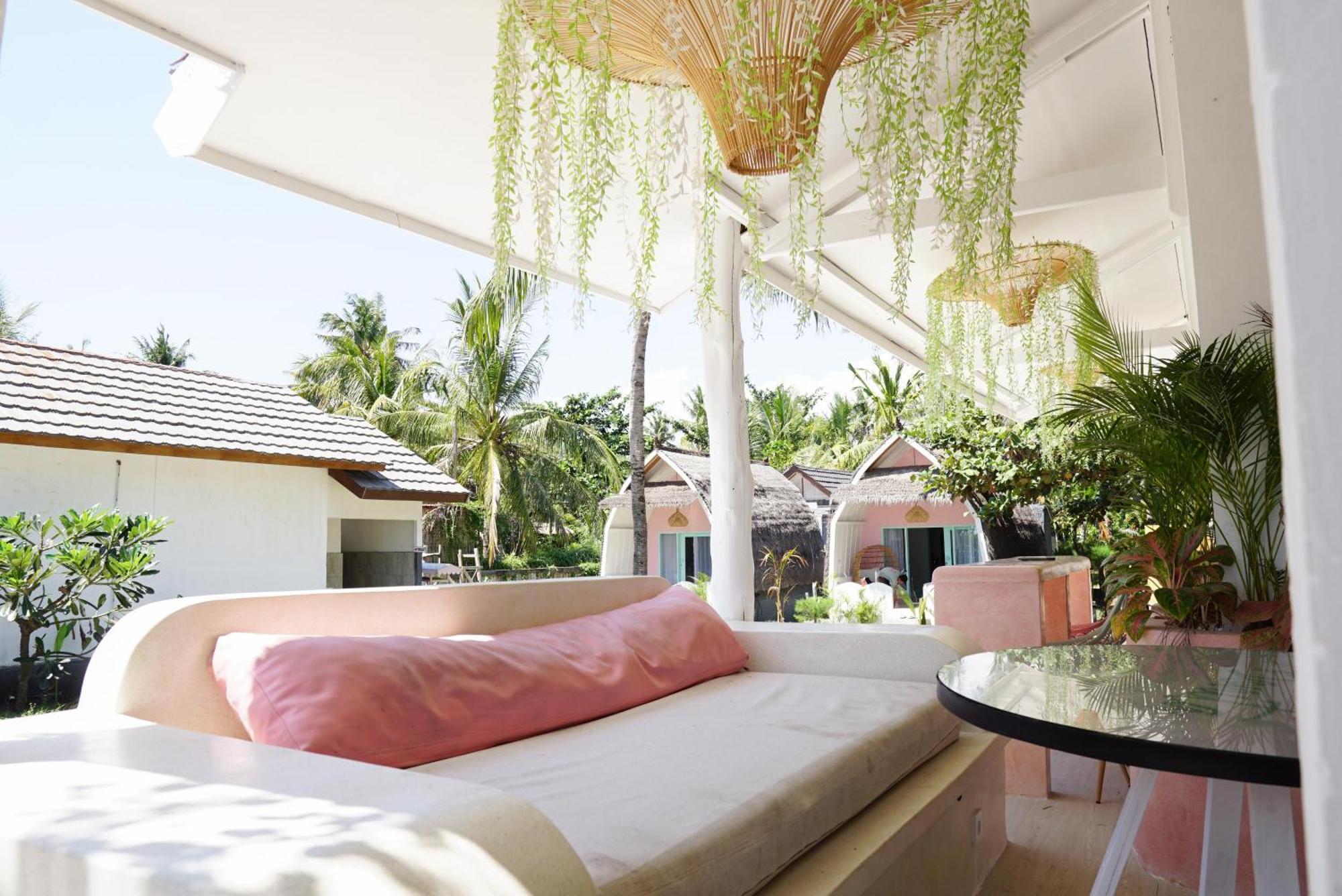 Playa Bonita Hotel & Beach Club Gili Islands Exterior photo
